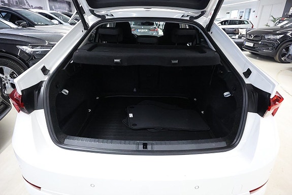 Skoda Octavia 9 of 23
