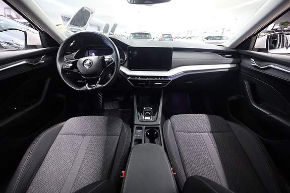 Skoda Octavia 14 of 23