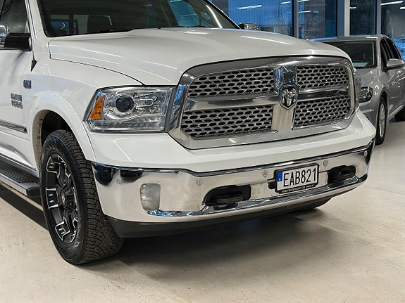 Dodge RAM 1500 10 of 27