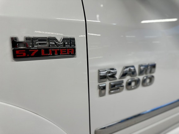 Dodge RAM 1500 11 of 27