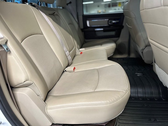 Dodge RAM 1500 17 of 27