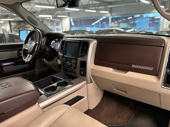Dodge RAM 1500 14 of 27