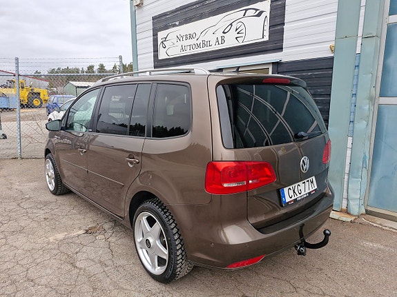 Volkswagen Touran 14 of 15
