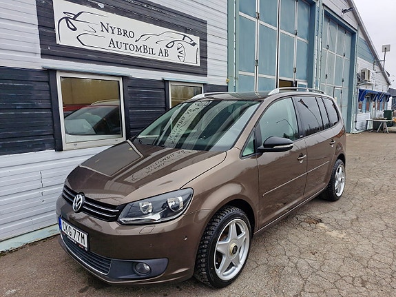 Volkswagen Touran 12 of 15