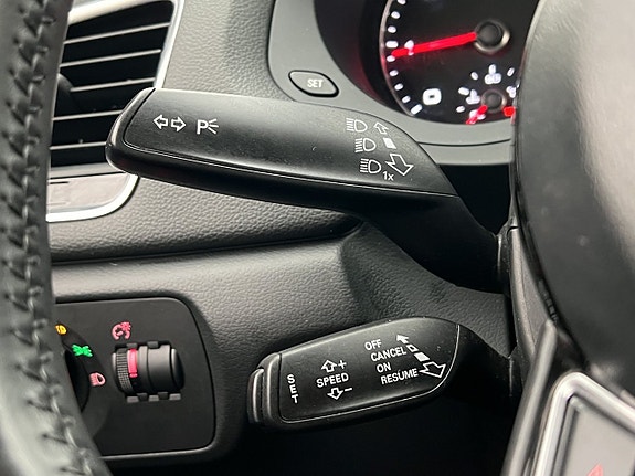Audi Q3 14 of 23