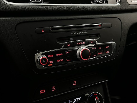 Audi Q3 16 of 23