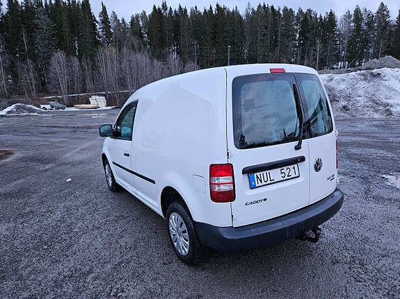 Volkswagen Caddy 2 of 5
