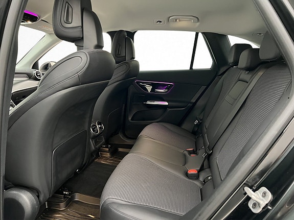 Mercedes-Benz GLC220 d 26 of 30