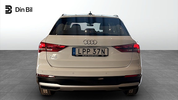 Audi Q3 5 of 5