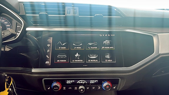 Audi Q3 9 of 15