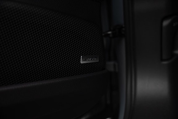 Porsche Panamera 4S 21 of 25