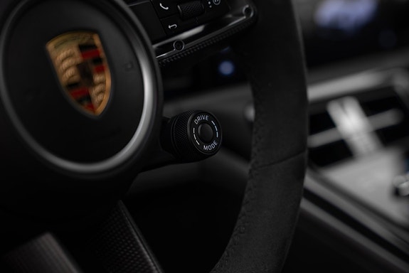Porsche Panamera 4S 14 of 25