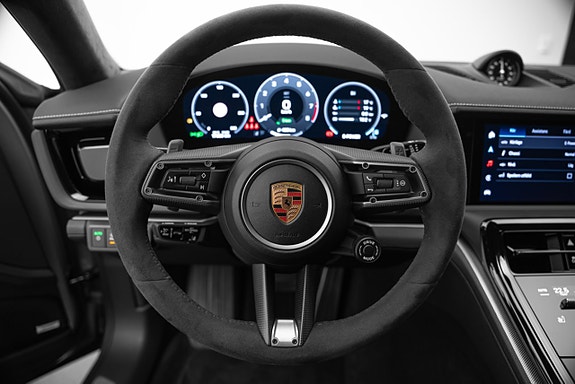 Porsche Panamera 4S 6 of 25