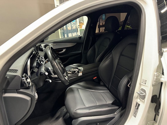 Mercedes-Benz C250 8 of 10
