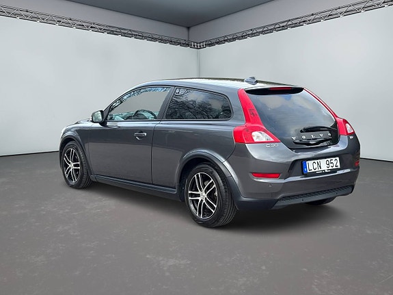 Volvo C30 3 of 5