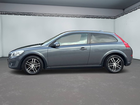 Volvo C30 2 of 5