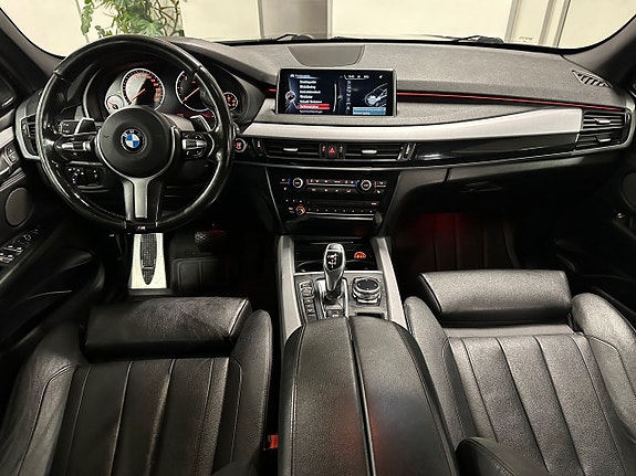 BMW X5 M 12 of 30