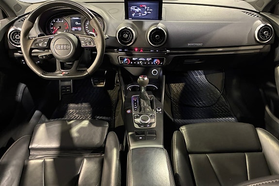 Audi RS3 11 of 17