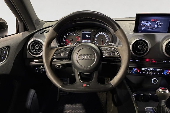 Audi RS3 13 of 17