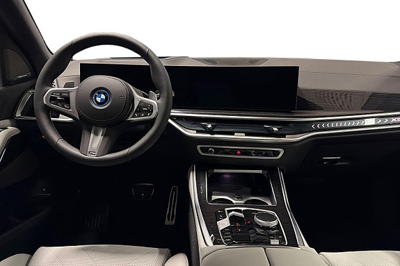 BMW X5 8 of 18