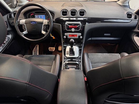 Ford S-MAX 19 of 22