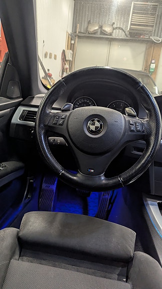 BMW 335d 6 of 10