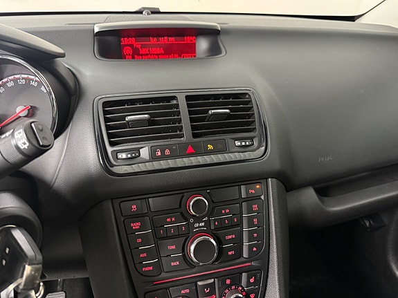 Opel Meriva 14 of 17