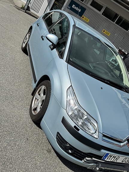 Citroen C4 16 of 19
