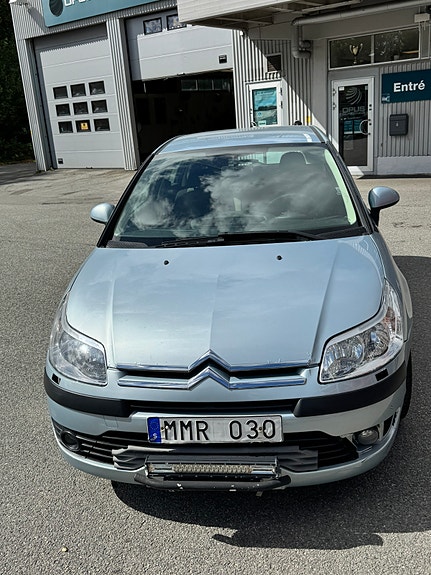 Citroen C4 14 of 19