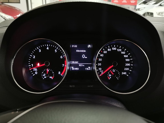 Volkswagen Polo 13 of 18