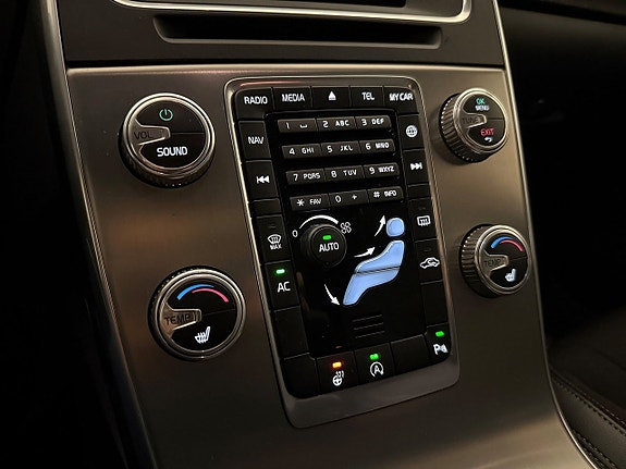 Volvo V60 16 of 23