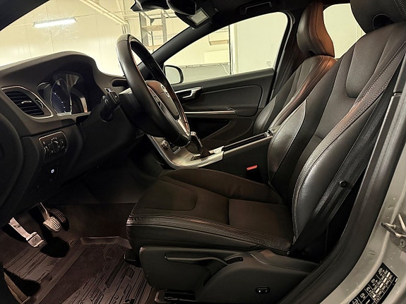 Volvo V60 5 of 23