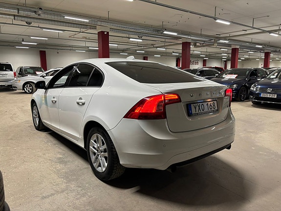 Volvo S60 5 of 5