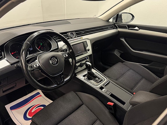 Volkswagen Passat 4 of 5