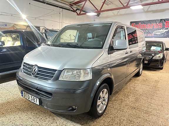 Volkswagen 2.5TDi 5 Sits Automat Ny Servad & Ny Servad 3 of 5