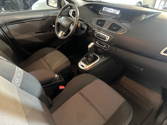 Renault Scenic III 8 of 12