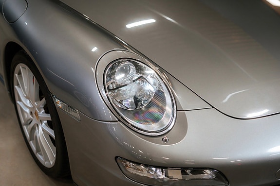 Porsche 911 Carrera S 10 of 30
