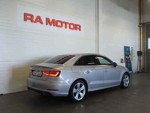 Audi A3 4 of 22
