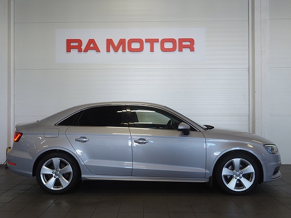 Audi A3 3 of 22