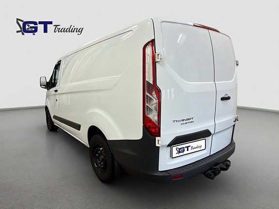 Ford Transit Custom 3 of 5