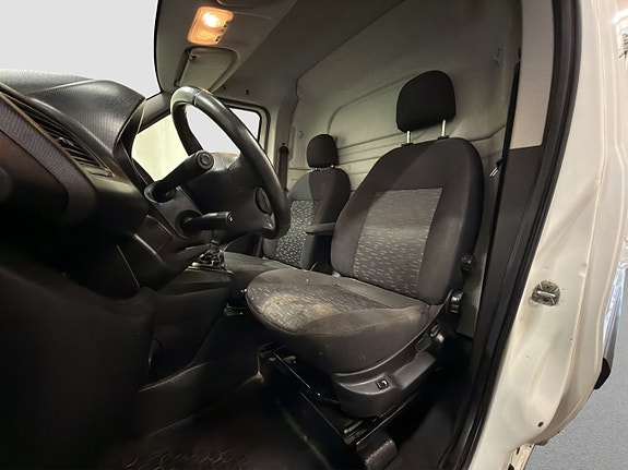 Opel Combo 10 of 15