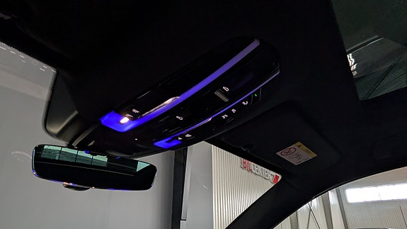 Porsche Cayenne 24 of 26