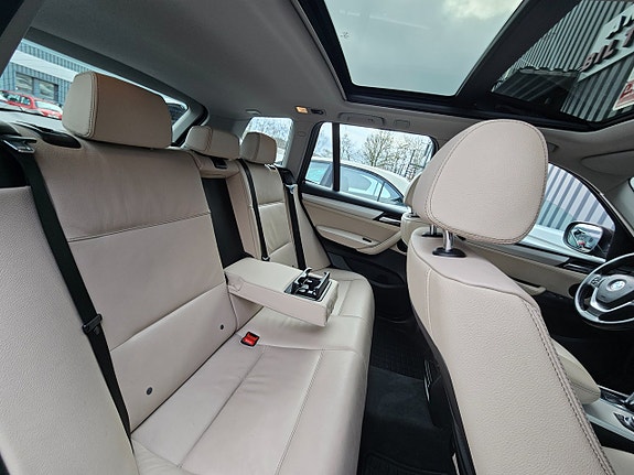 BMW X3 12 of 17