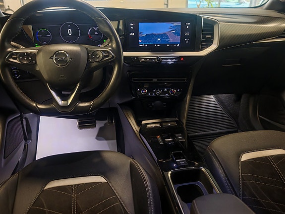 Opel Mokka-e 8 of 12