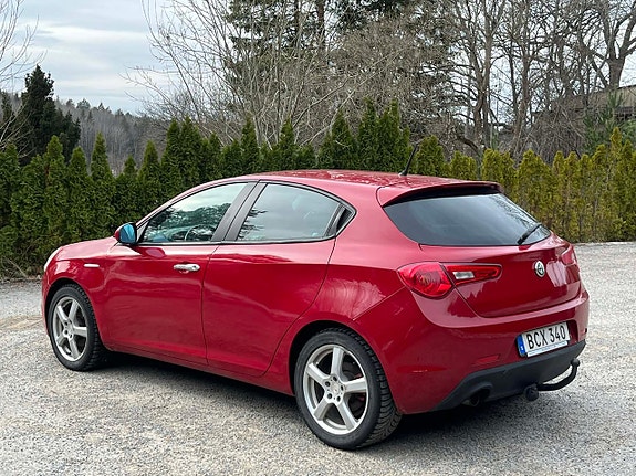 Alfa Romeo Giulietta 4 of 17
