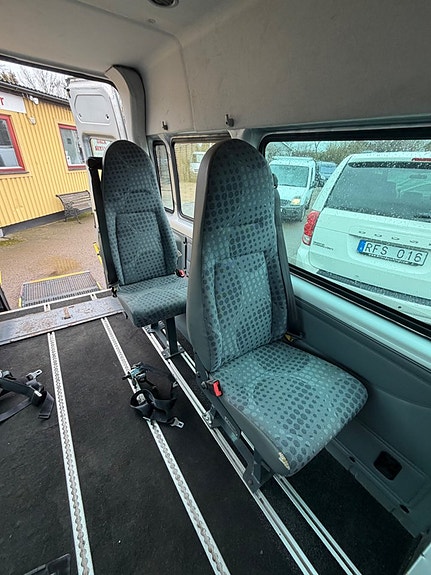 Ford Transit 16 of 16