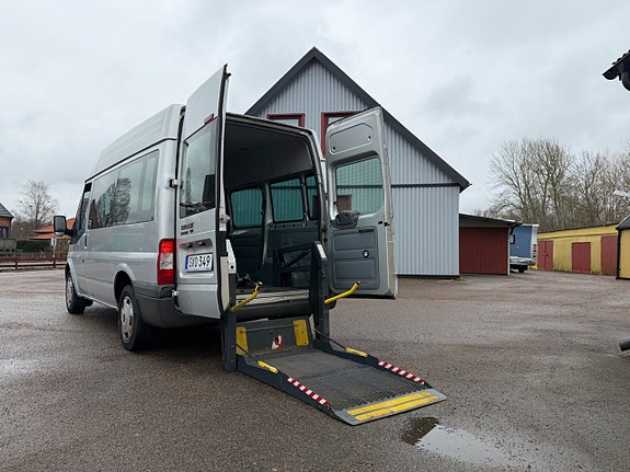 Ford Transit 10 of 16
