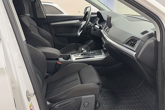 Audi Q5 10 of 14