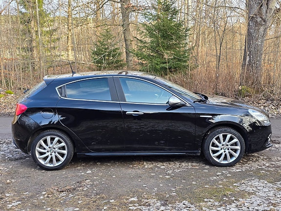 Alfa Romeo Giulietta 11 of 19
