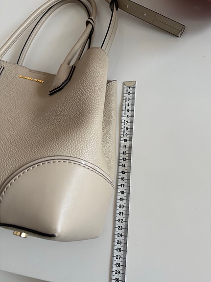 Product image 22 of 24